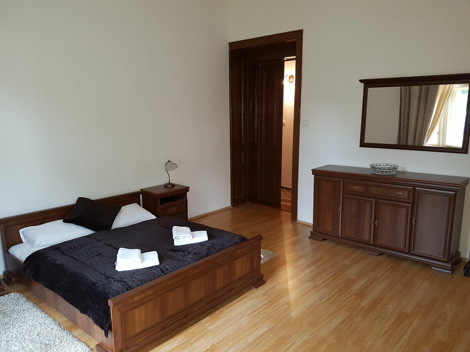 Villa Sofia Apartments Karlovy Vary Bagian luar foto